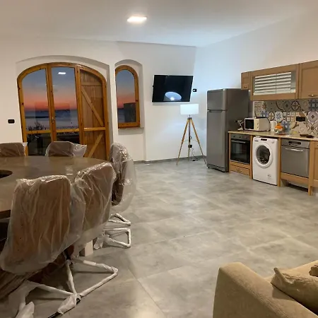 Gaudi Ξενοδοχείο με διαμερίσματα Sant Isidoro (Apulia)