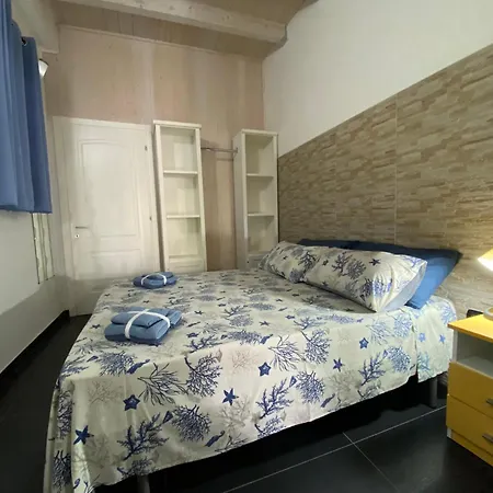 Gaudi Ξενοδοχείο με διαμερίσματα *