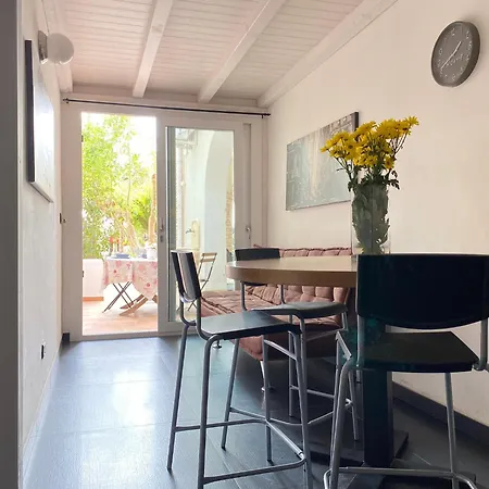 Ξενοδοχείο με διαμερίσματα Gaudi