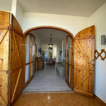 Gaudi Sant Isidoro (Apulia)