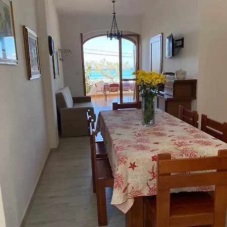 Gaudi * Sant Isidoro (Apulia)