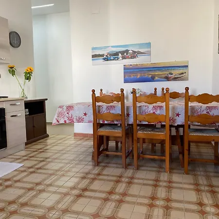 Gaudi Hotel apartamentowy Sant Isidoro (Apulia)