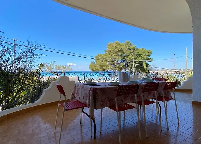 Gaudi מלון דירות