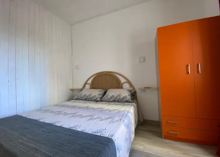 Gaudi מלון דירות