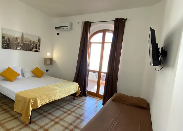 Gaudi סנט'איזידורו